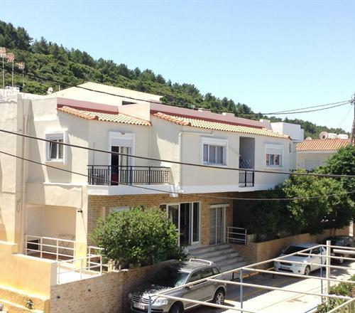 Apartment Hotel Maravelias Paradeísion
