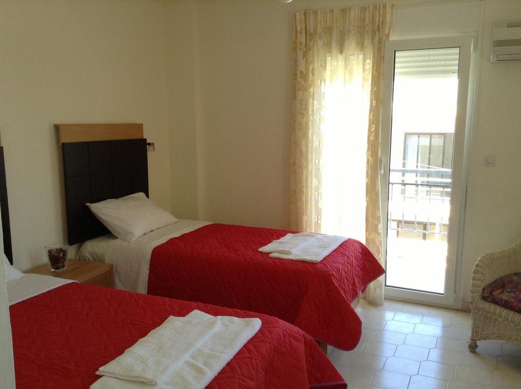 Apartment Hotel Maravelias Paradeísion